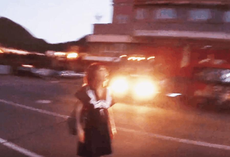 DƬ